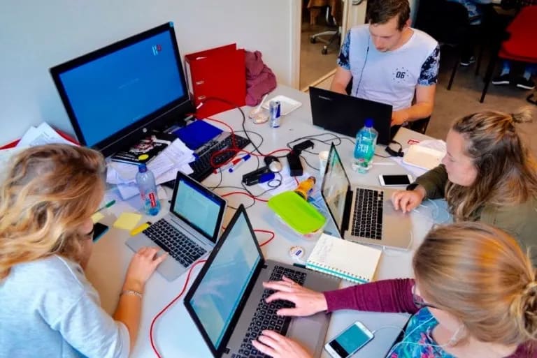 How Online Learning Went Mainstream