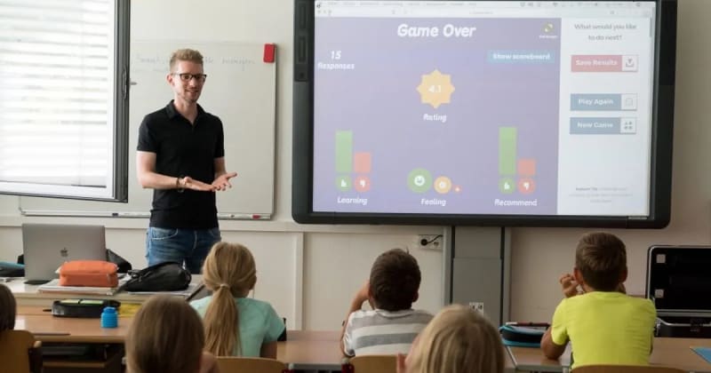 How to Add Video to School Announcements