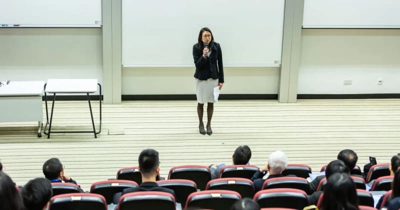 Remote Learning Brings Attention to the Usefulness of the Long Lecture
