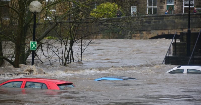 Using Drones to Mitigate Risk Before and After Natural Disasters