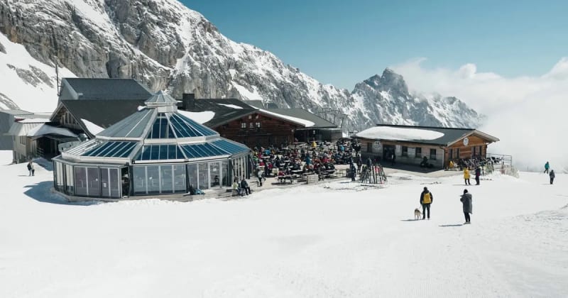 Bayerische Zugspitzbahn Partners with Extreme to Deliver Uninterrupted Networking at One of Germany’s Highest Peaks