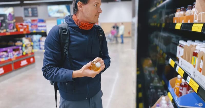 Inside Amazon’s Move Into the Grocery Store