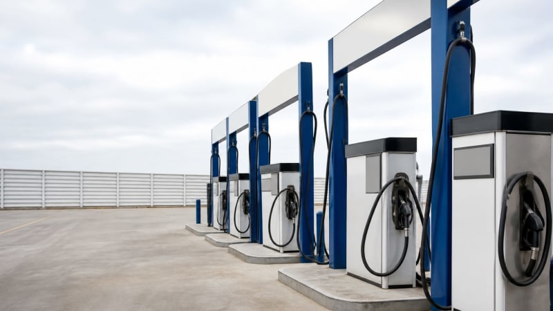 Diesel at $5.85 a gallon is turning 2026 peak season into a pricing exercise