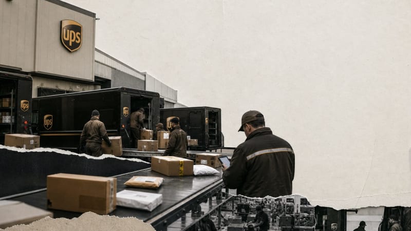 UPS completes its network restructuring by cutting half of Amazon volumes and raises its full-year outlook