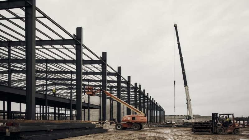 Warehouse construction is up 18% and robot imports are banned: the supply chain signals operators can't ignore this quarter