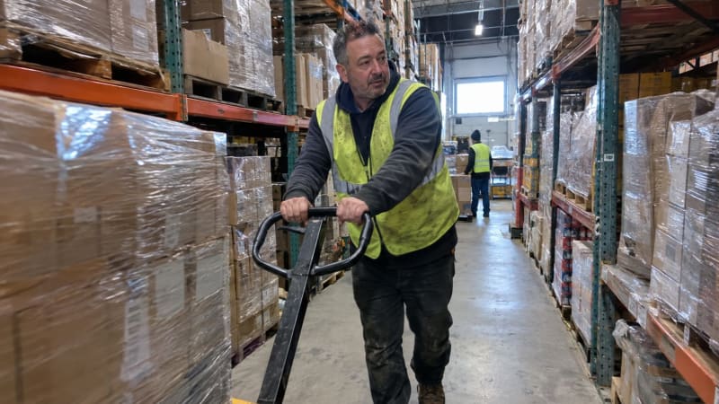 Warehouse space shrank in September at one of the fastest rates in LMI history