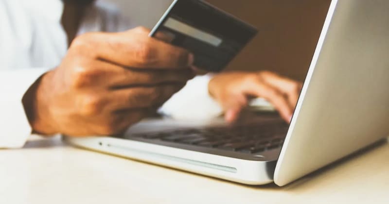 What the Retail Apocalypse and Customer Journey Hijacking Have in Common