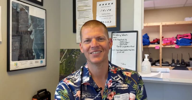 Voices Over the Water: From Air Traffic to Shore Teams, Icom Radios Are the Lifeline of the Seaplane Base at AirVenture 2025