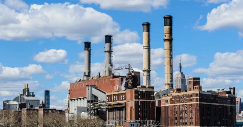 The Manufacturing Sector in New York Plummets to Its Lowest Point Since May 2020