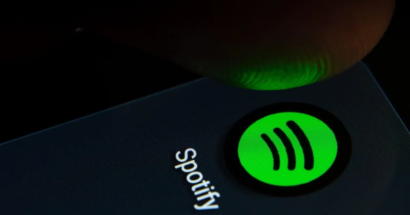 Riding the TikTok Wave: Spotify’s Redesign Targets Video Podcasting Market