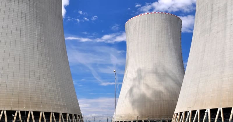 Nuclear Reactors for Home Use: A Practical Future or Science Fiction?