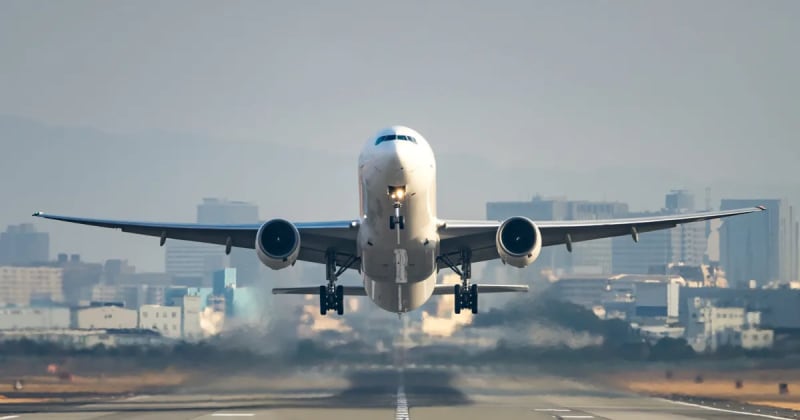 Hydrogen-powered flights are gaining traction. But are they really the future of aviation?