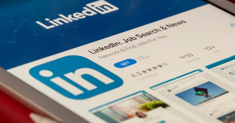 What the Death of LinkedIn “Stories” Means for B2B Content