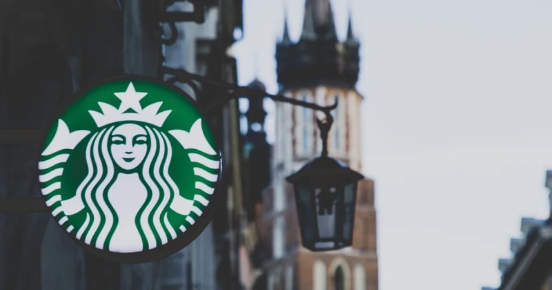 Starbucks Tests Delivery, Krispy Kreme Gets a Makeover and Pizza Hut Tries Cubbies