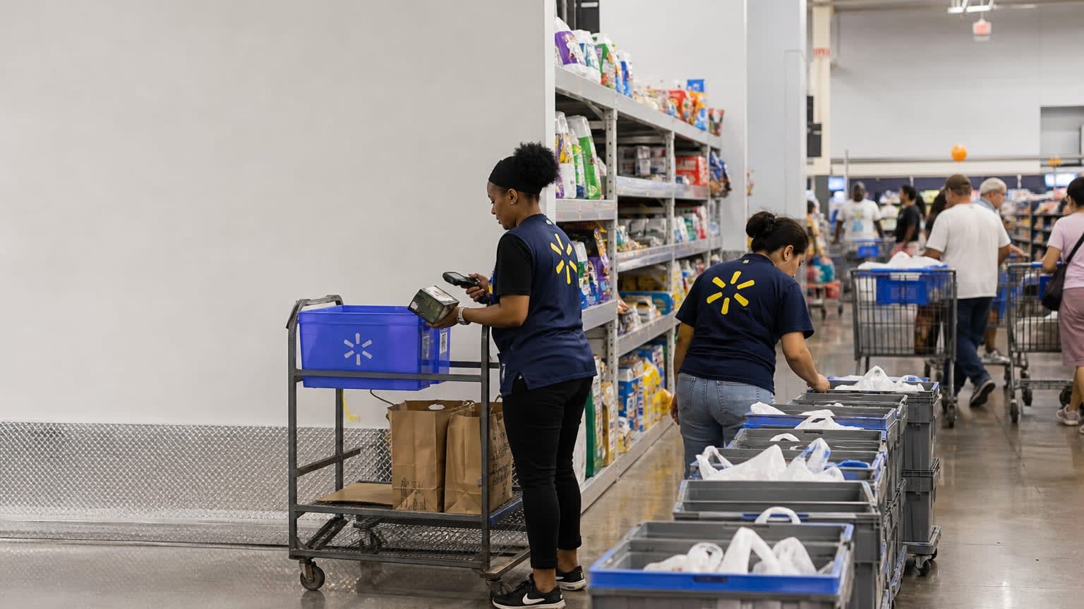 Walmart’s 24% e-commerce jump is turning stores into same-day logistics nodes, a...