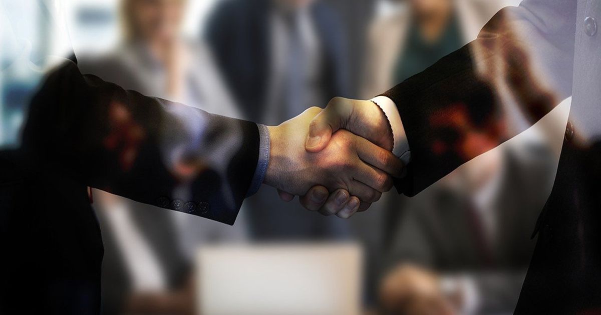 Transforming B2B Marketing: Turning Customers into Fans