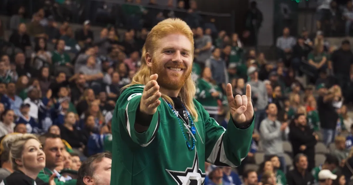 Behind the Screens with the Dallas Stars: The Psychology Behind Fan Participation