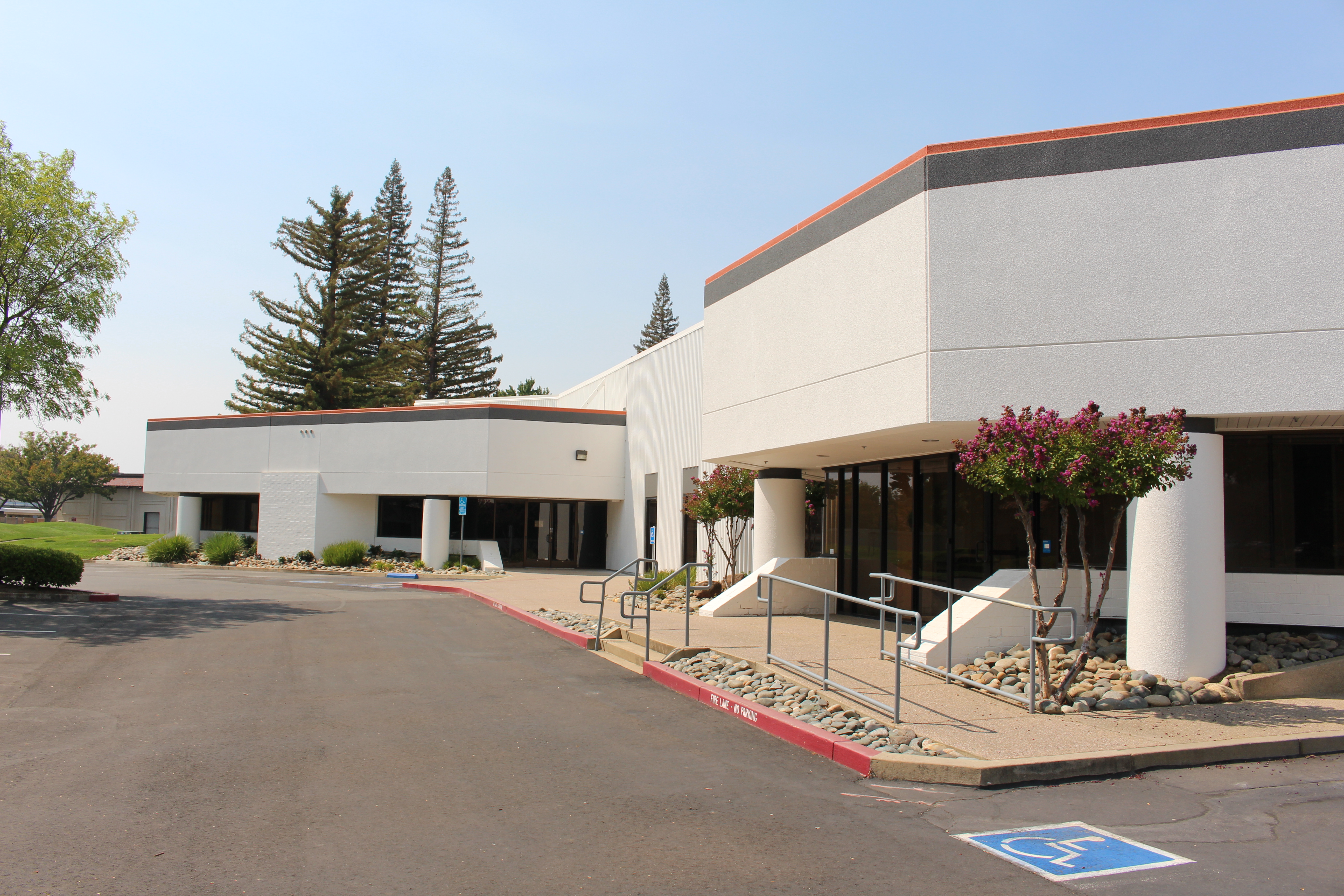 181 Blue Ravine Rd, Folsom, CA 95630