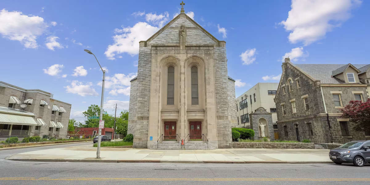 901 Poplar Grove St — Sale in Baltimore, MD, photo 4 of 4