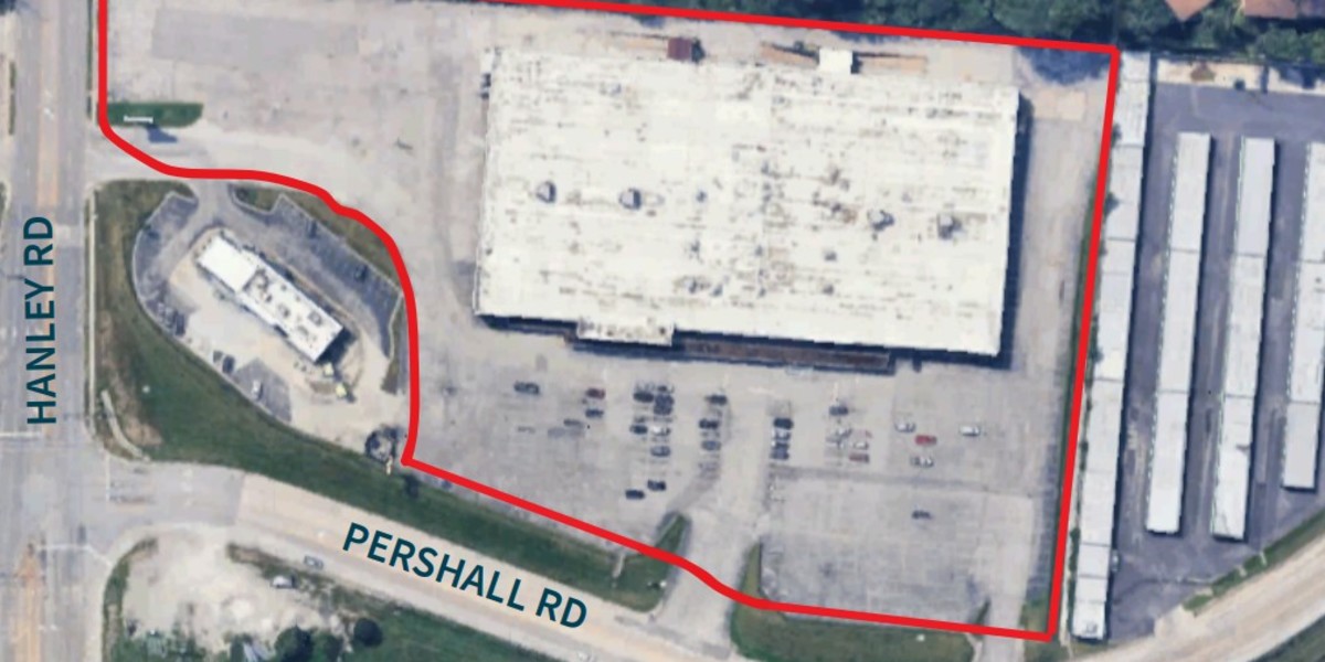 8780 Pershall Rd — Lease in Hazelwood, MO, photo 4 of 4