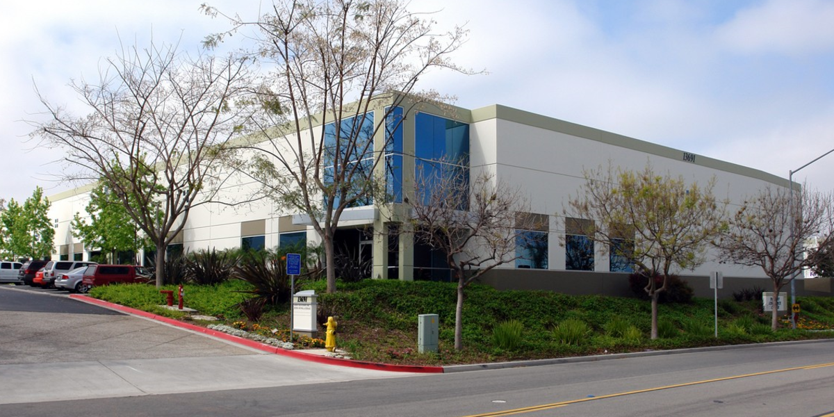 Parkway Commerce Center - Bldg 2 — Lease in Poway, CA, photo 4 of 4