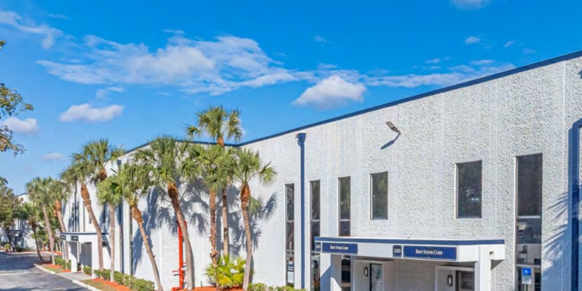 Powerline Park — Lease in Pompano Beach, FL, photo 4 of 4