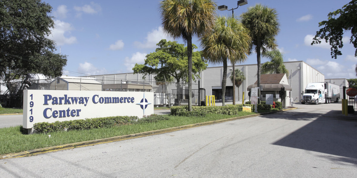 Seagis Parkway Commerce Center, Building 6 — Lease in Fort Lauderdale, FL, photo 4 of 4