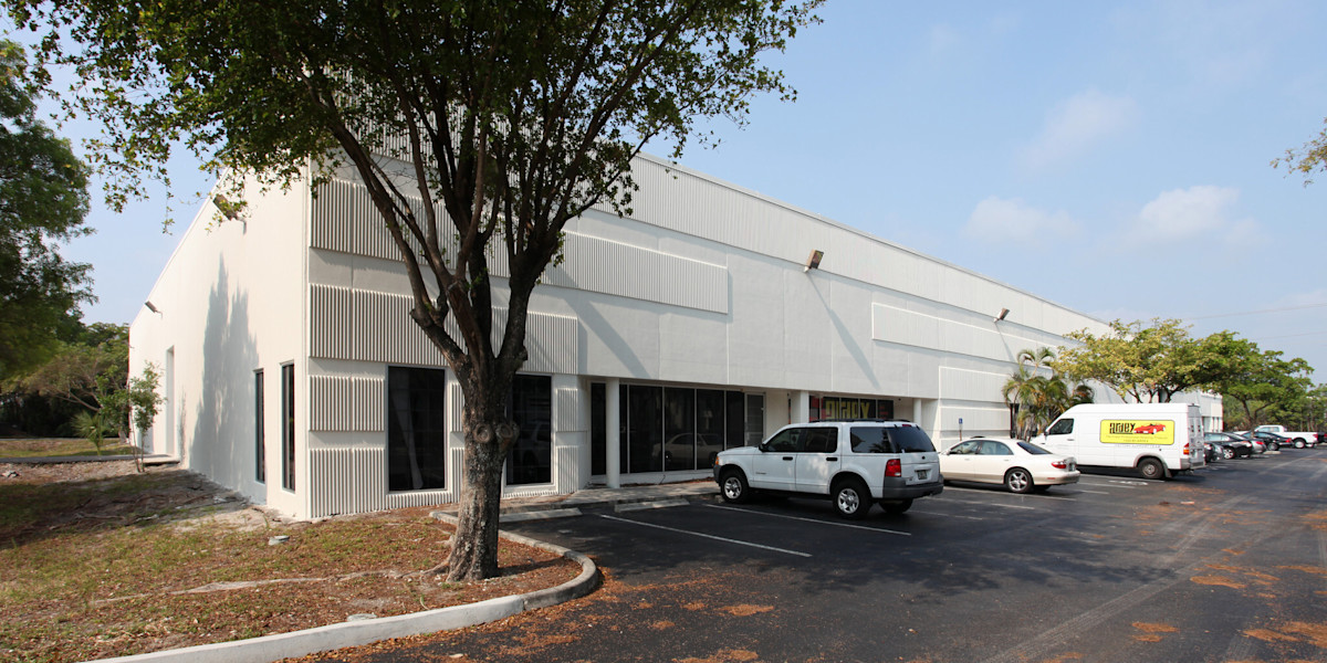 Equus Powerline Park - Bldg 3 — Lease in Pompano Beach, FL, photo 4 of 4