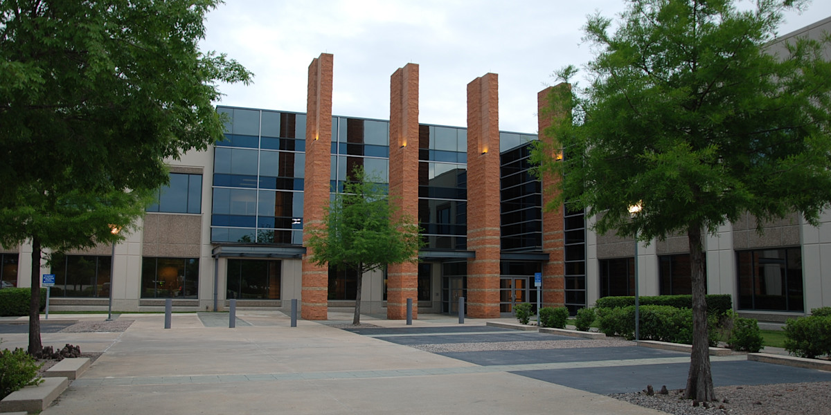 3625 W Royal Ln - Office For Lease | JLL