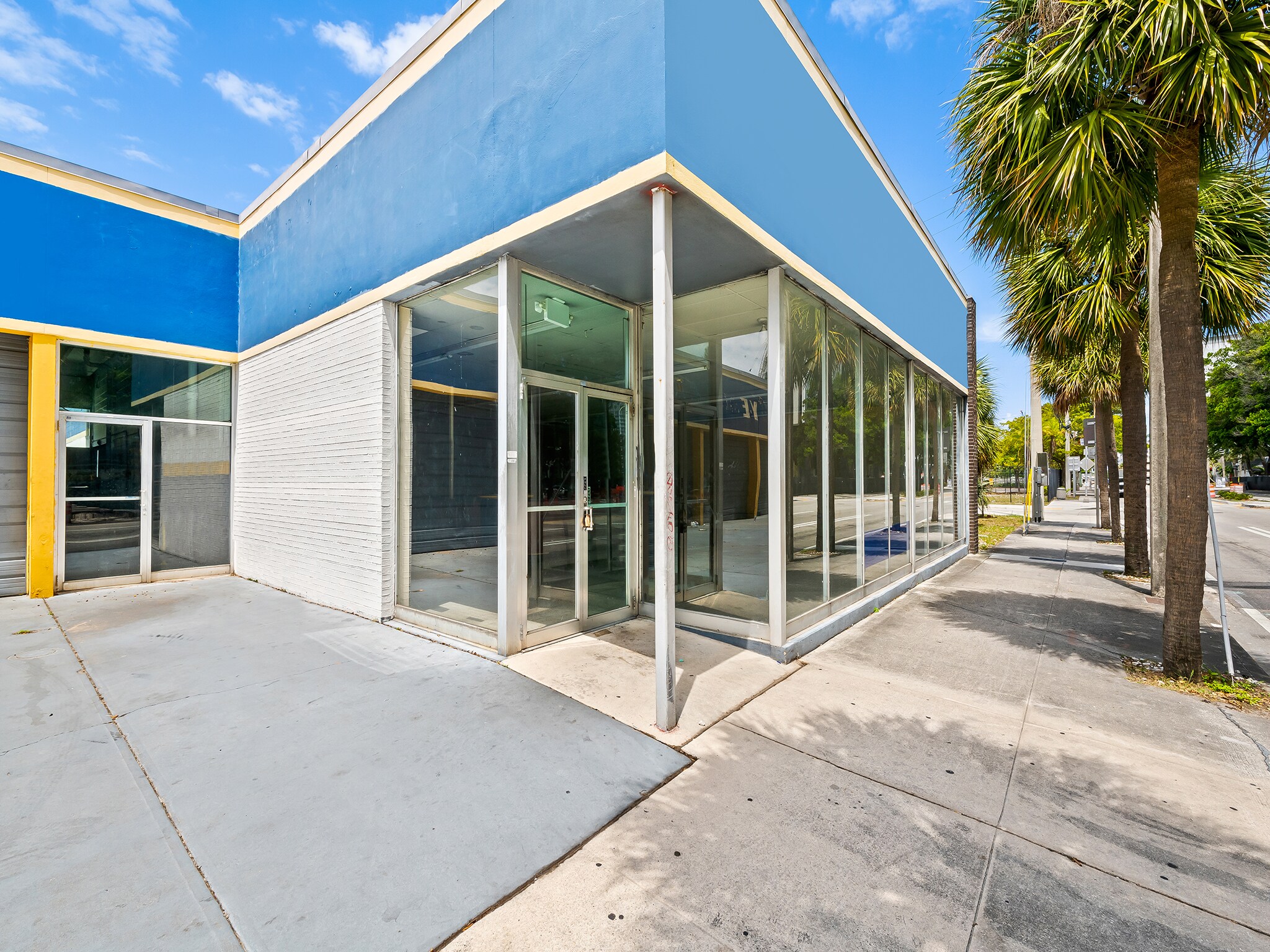 11 N Andrews Ave, Fort Lauderdale, FL 33301