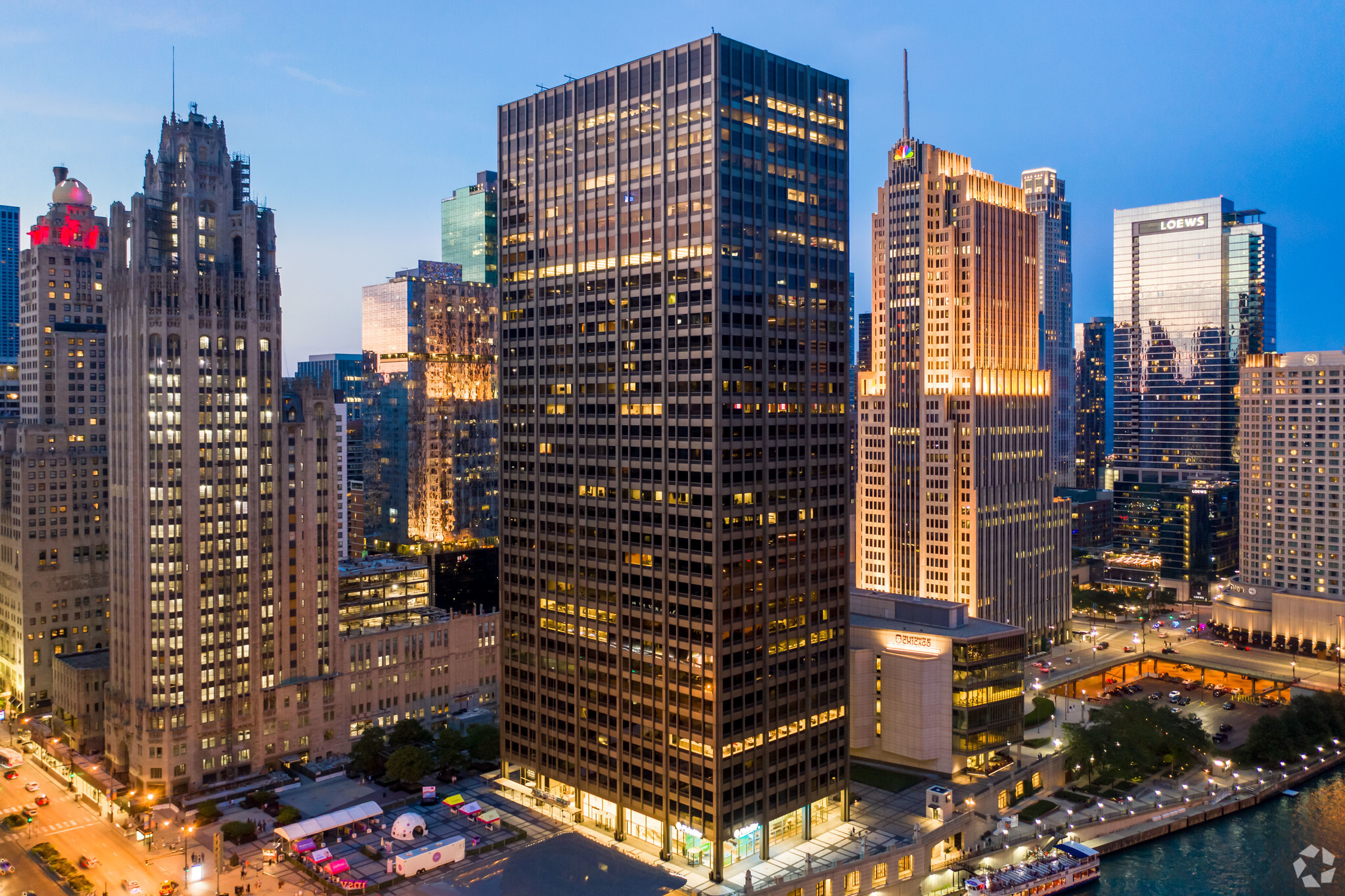 401 N Michigan Ave, Chicago, IL 60611