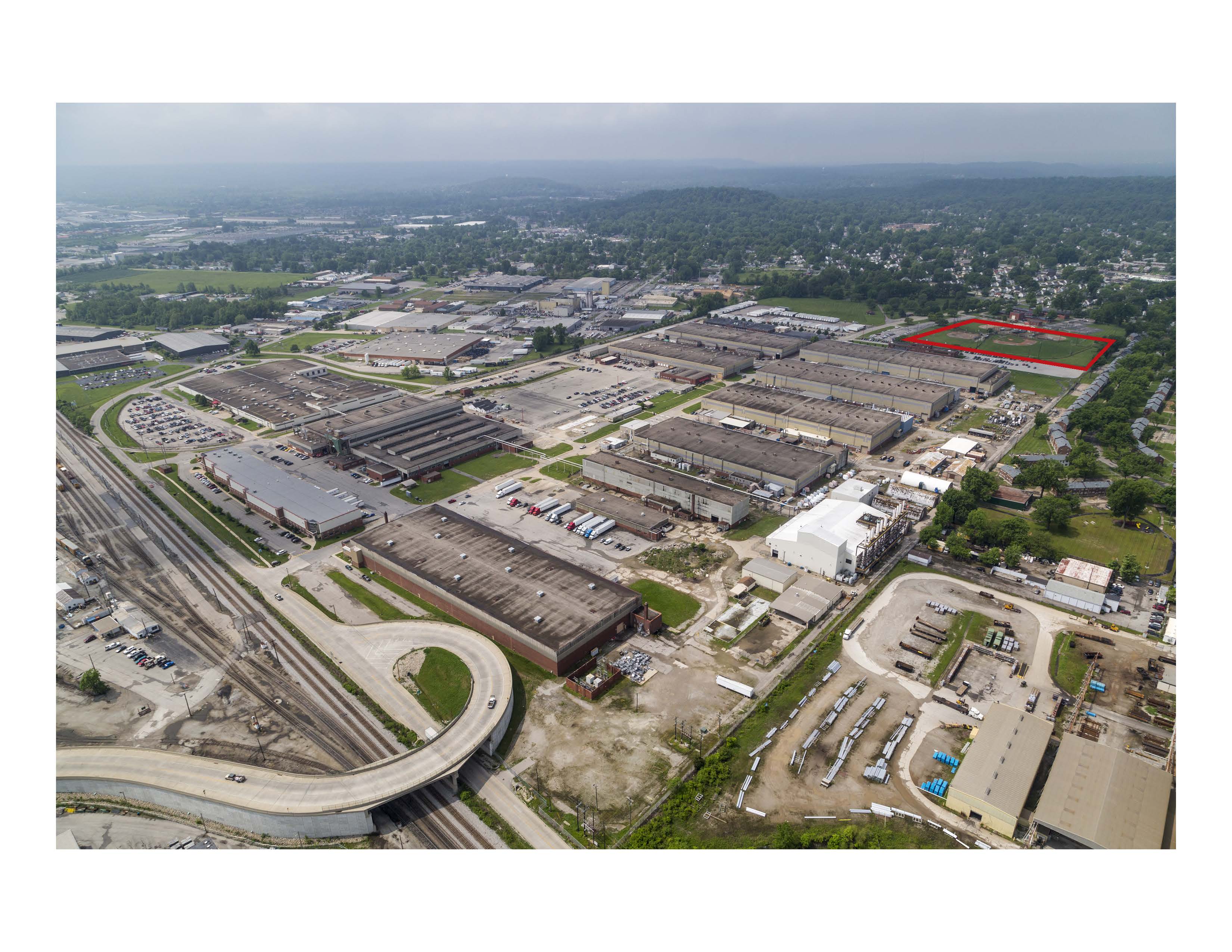 Airport Industrial Center — Lease in Louisville, KY, photo 1 of 4