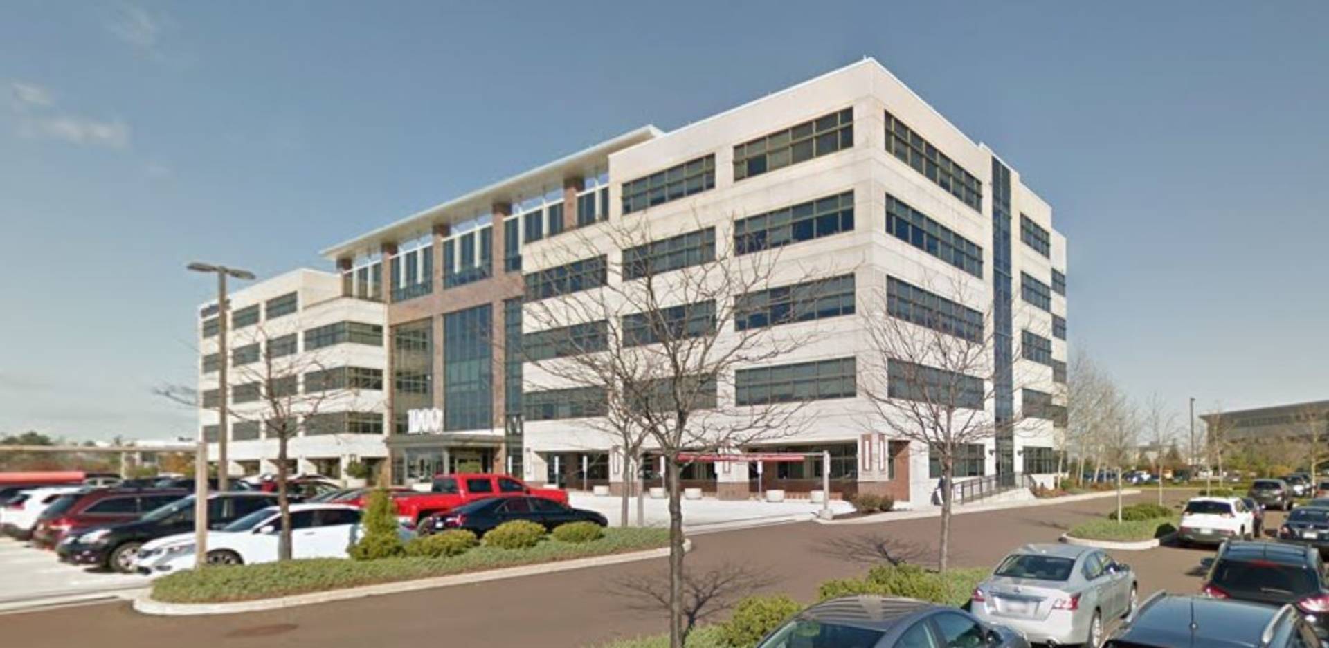 1000 Continental Dr