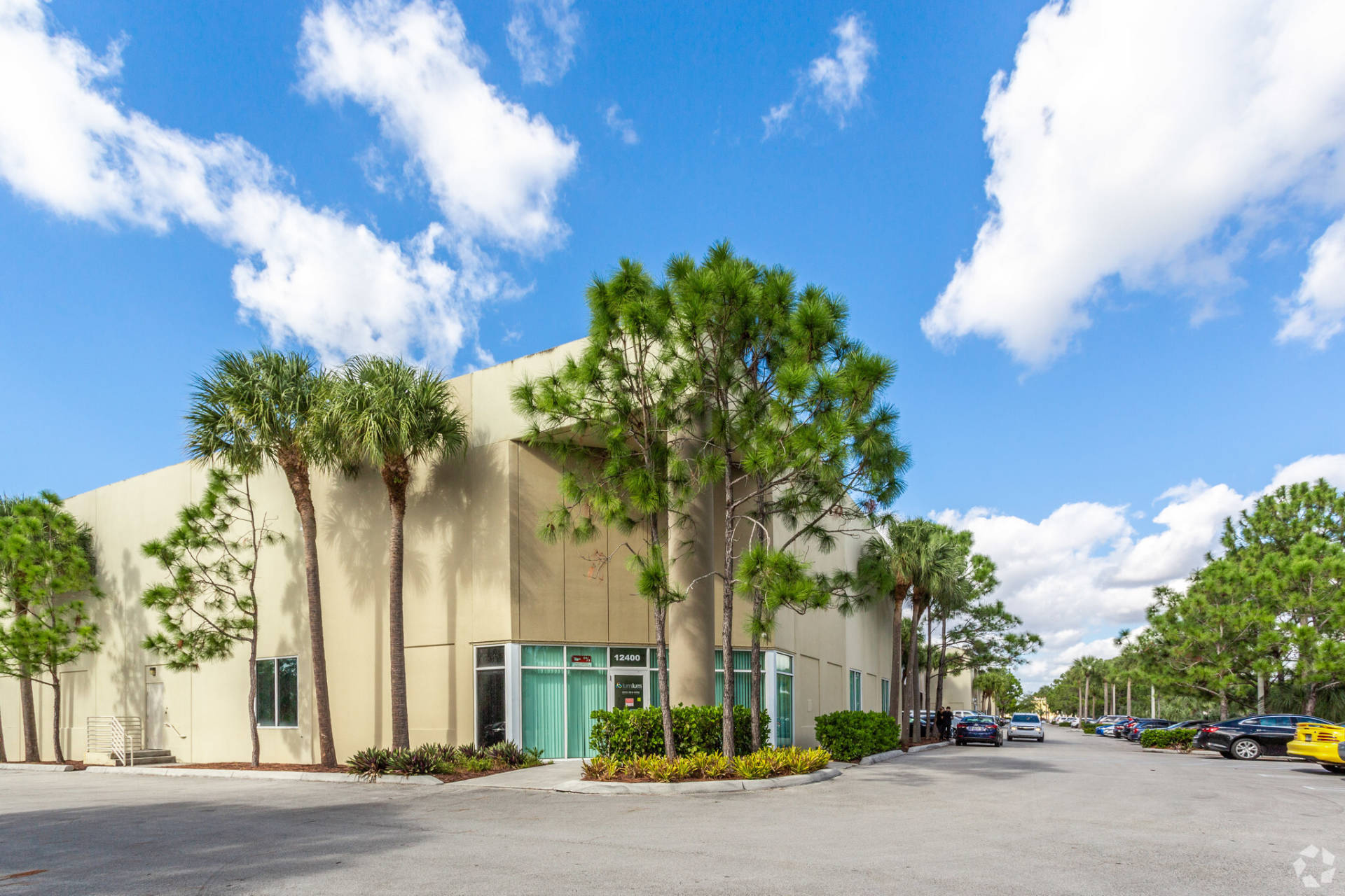 Corporate Park at Kendall, 12485 SW 137th Ave | JLL Properties - US