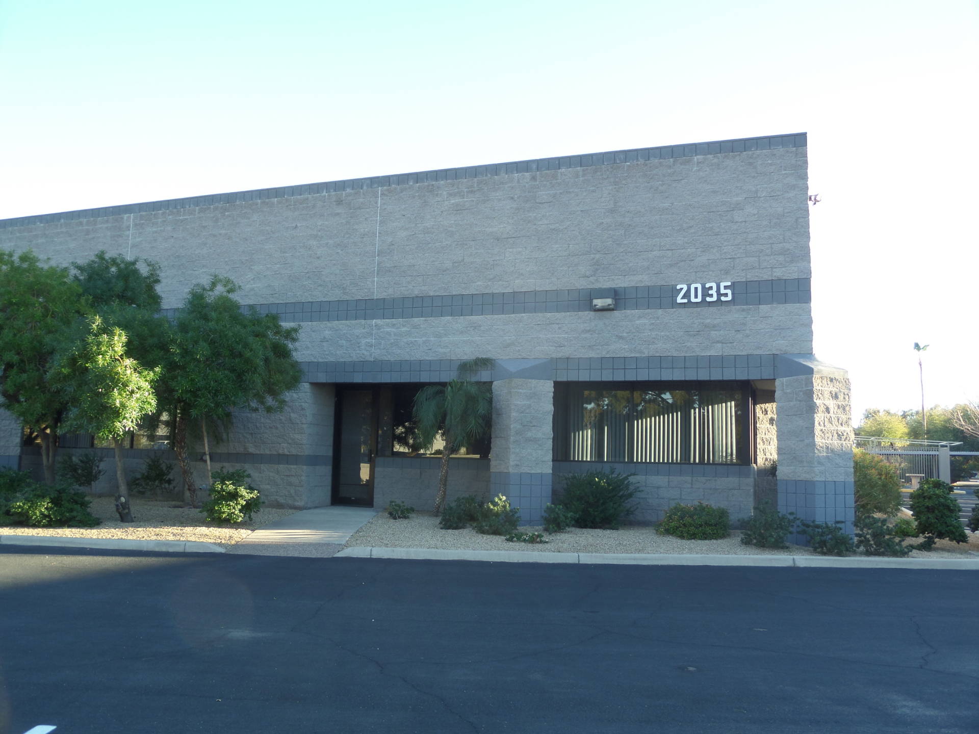2035 W 4th St