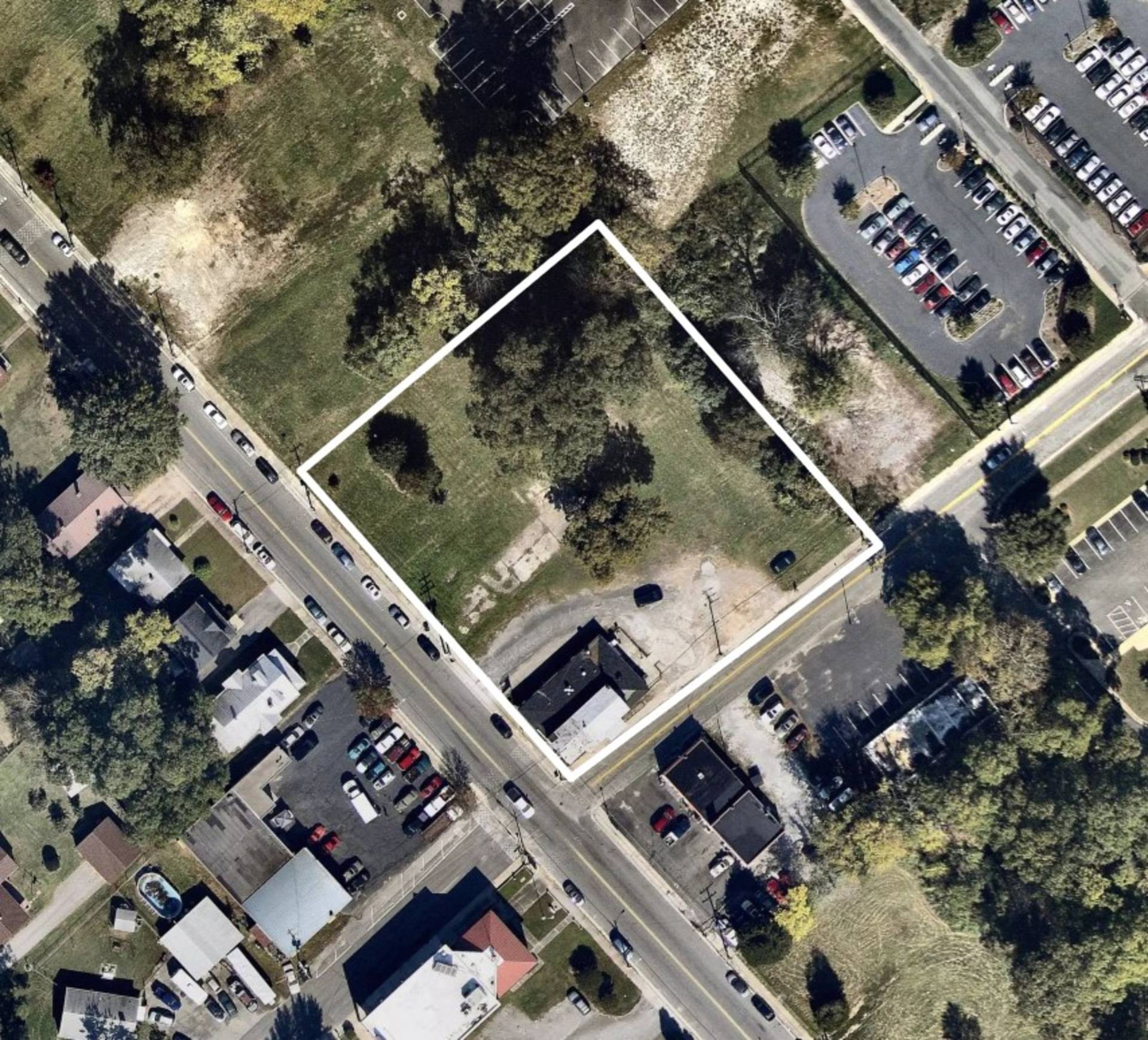 21111-21115 Chesterfield Ave