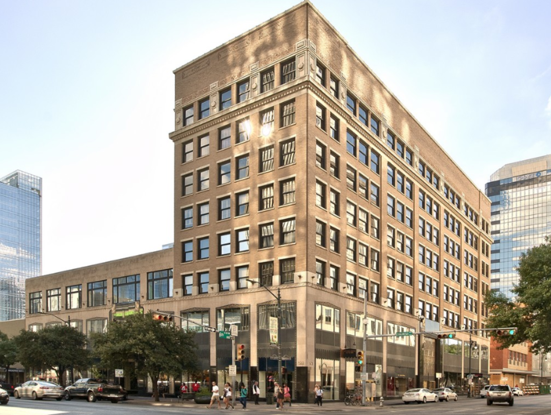 522 N Congress