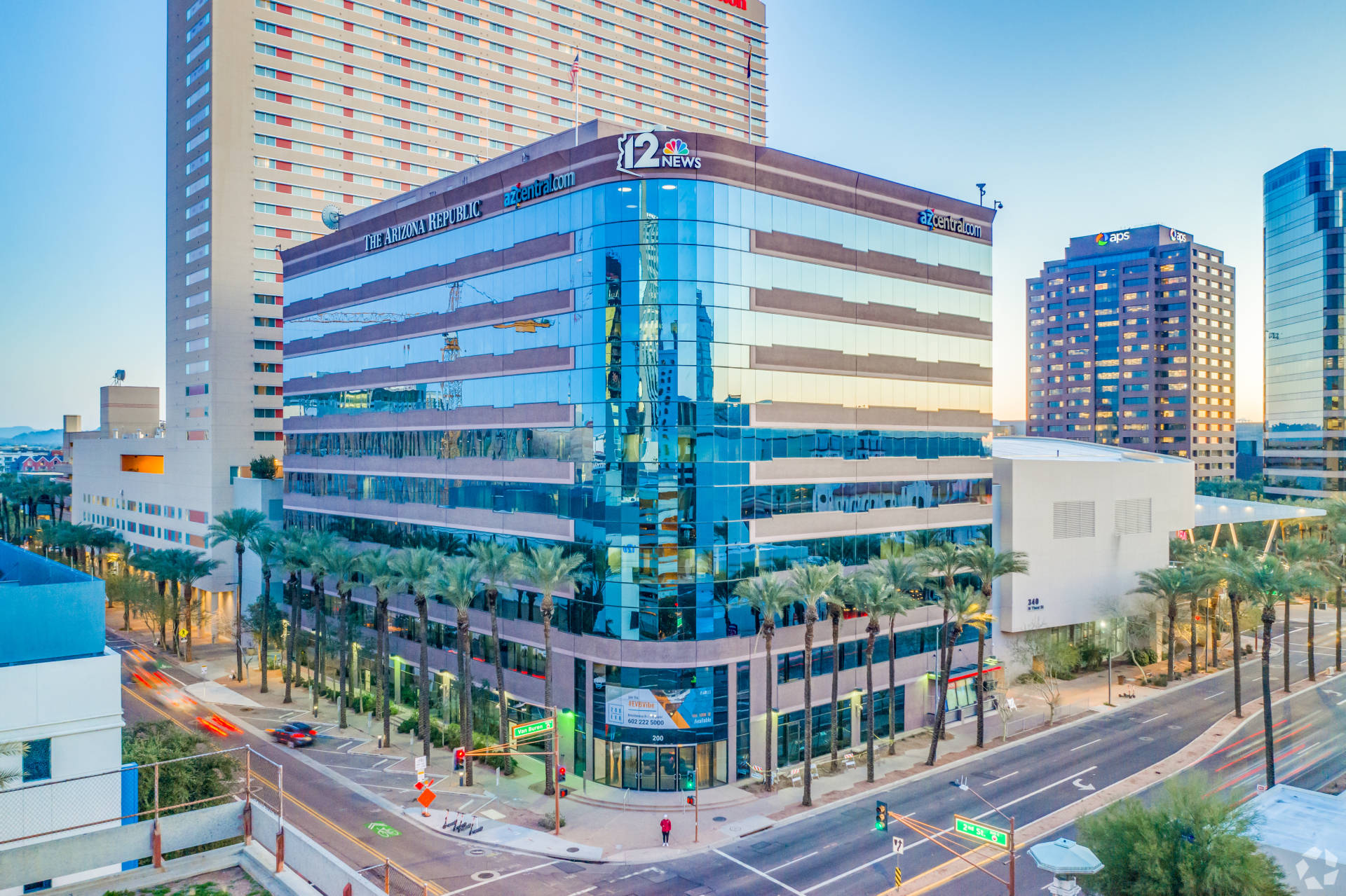 200 E Van Buren St