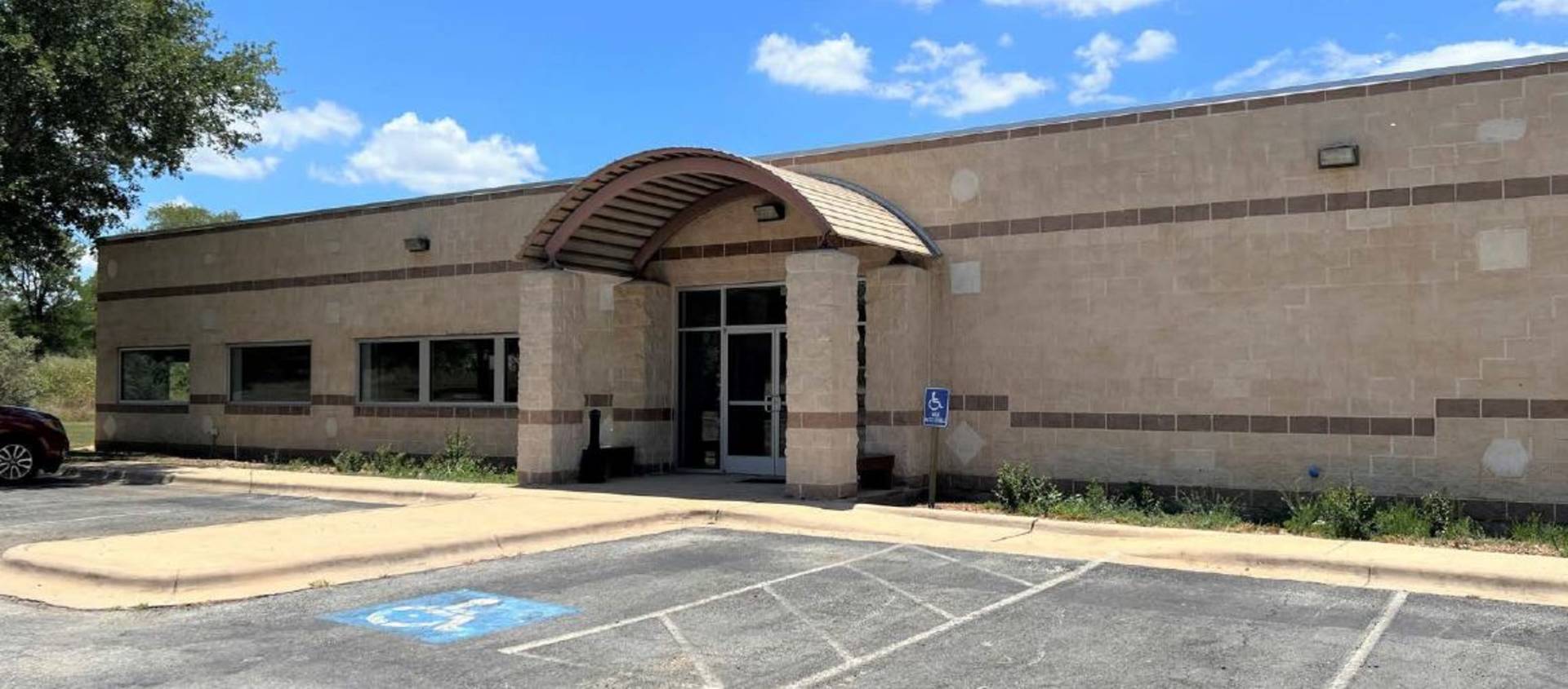 1501 Business Park Dr