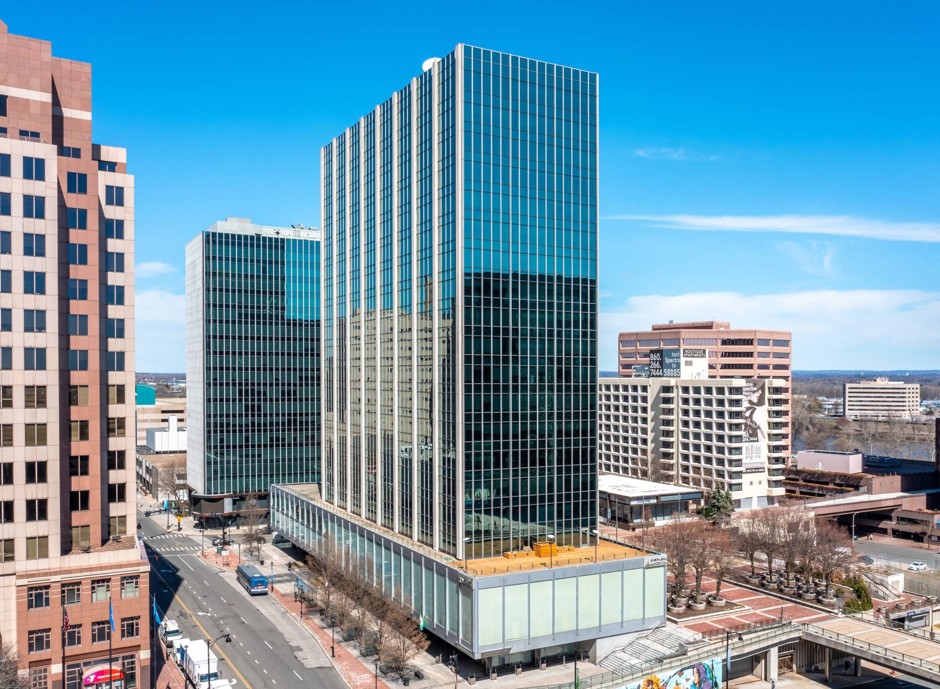 1 Constitution Plaza