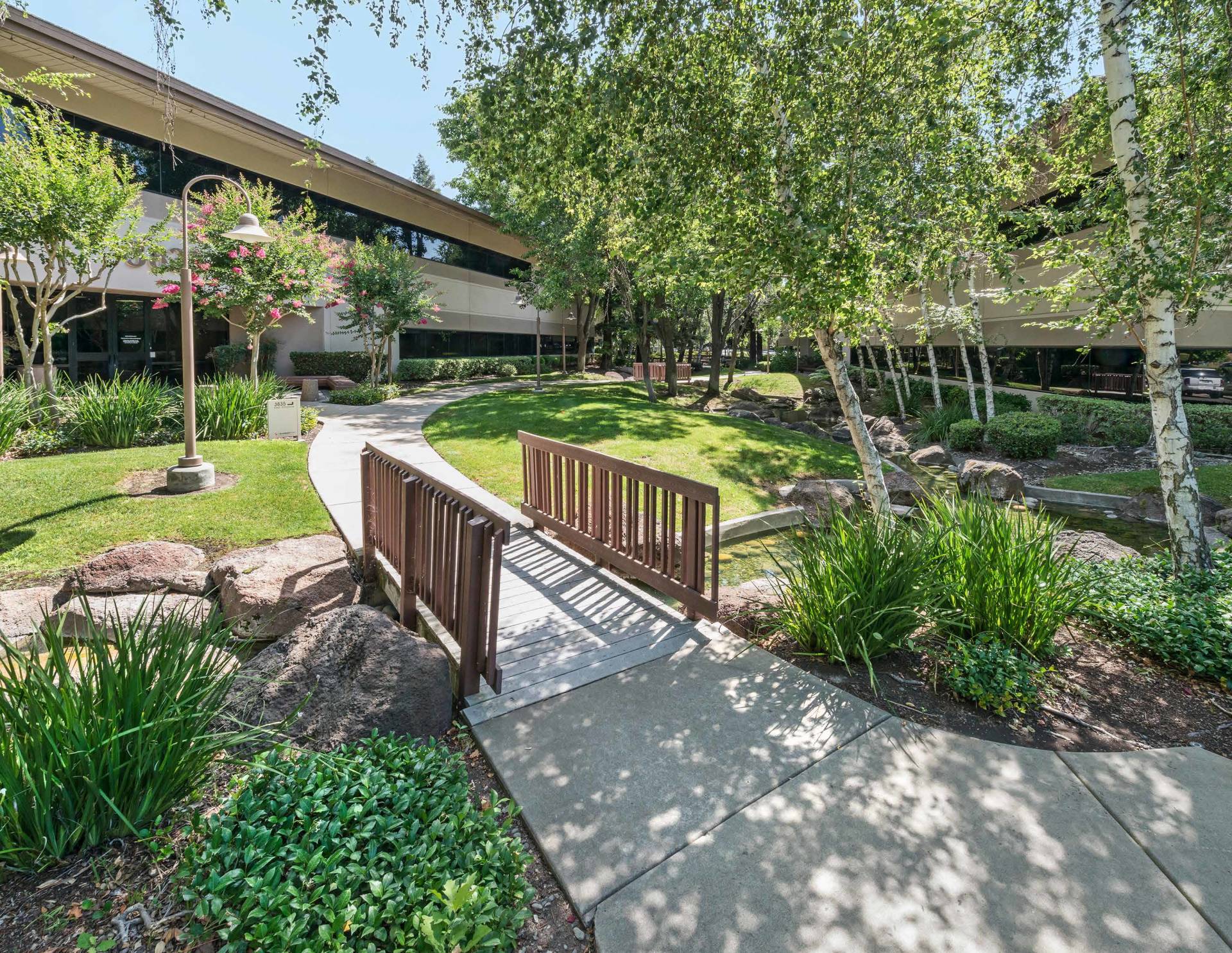 3831 N Freeway Blvd