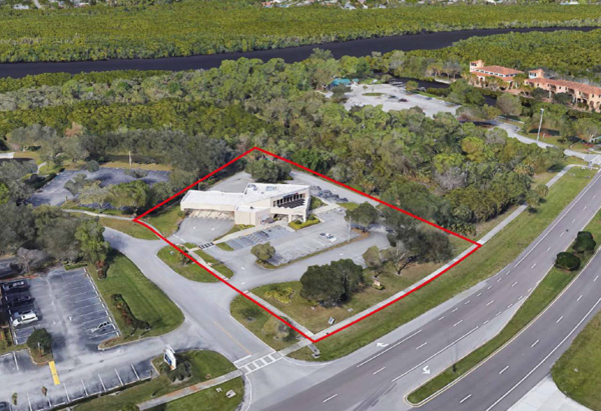 2300 SE Veterans Memorial Pkwy