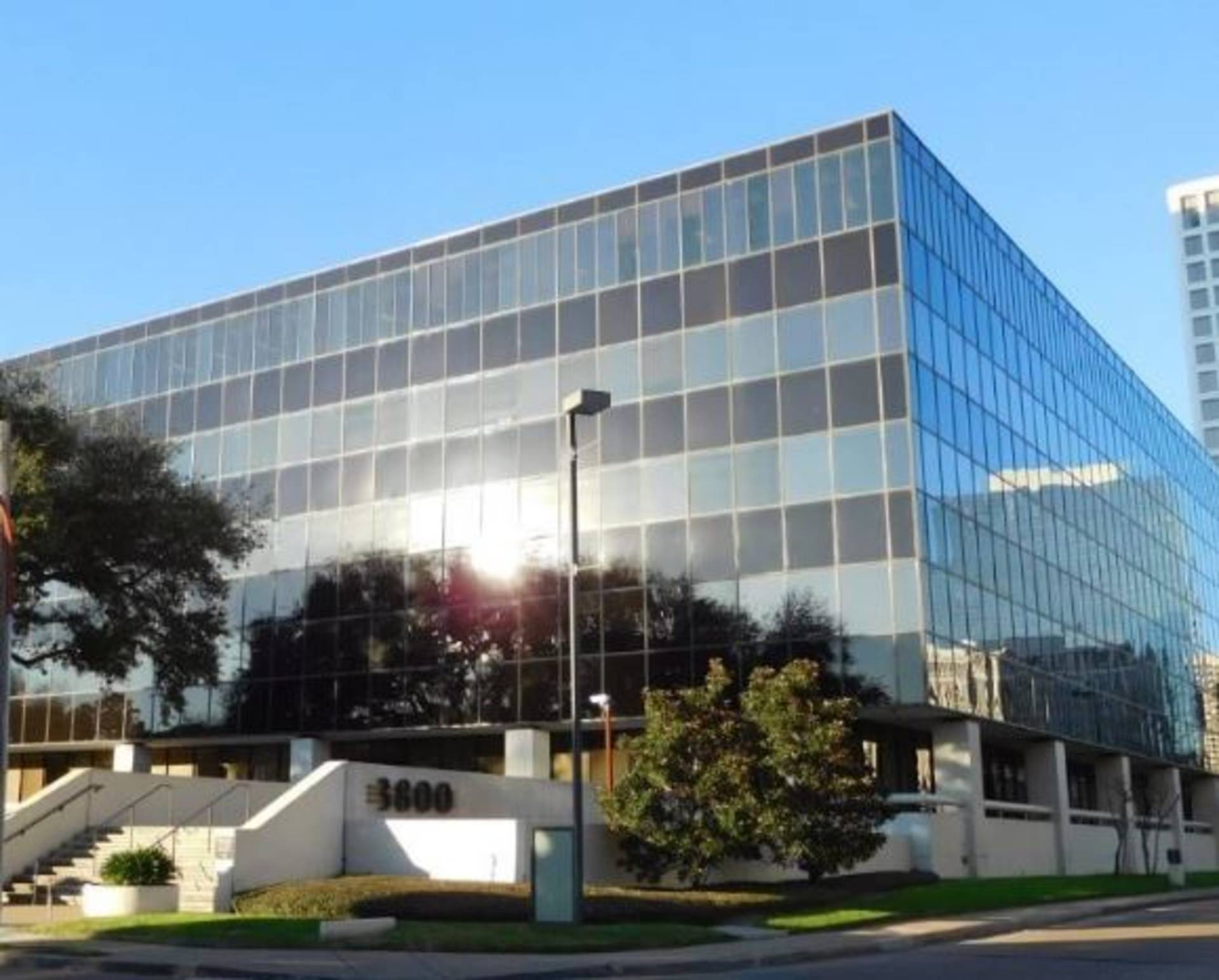 3800 Buffalo Speedway