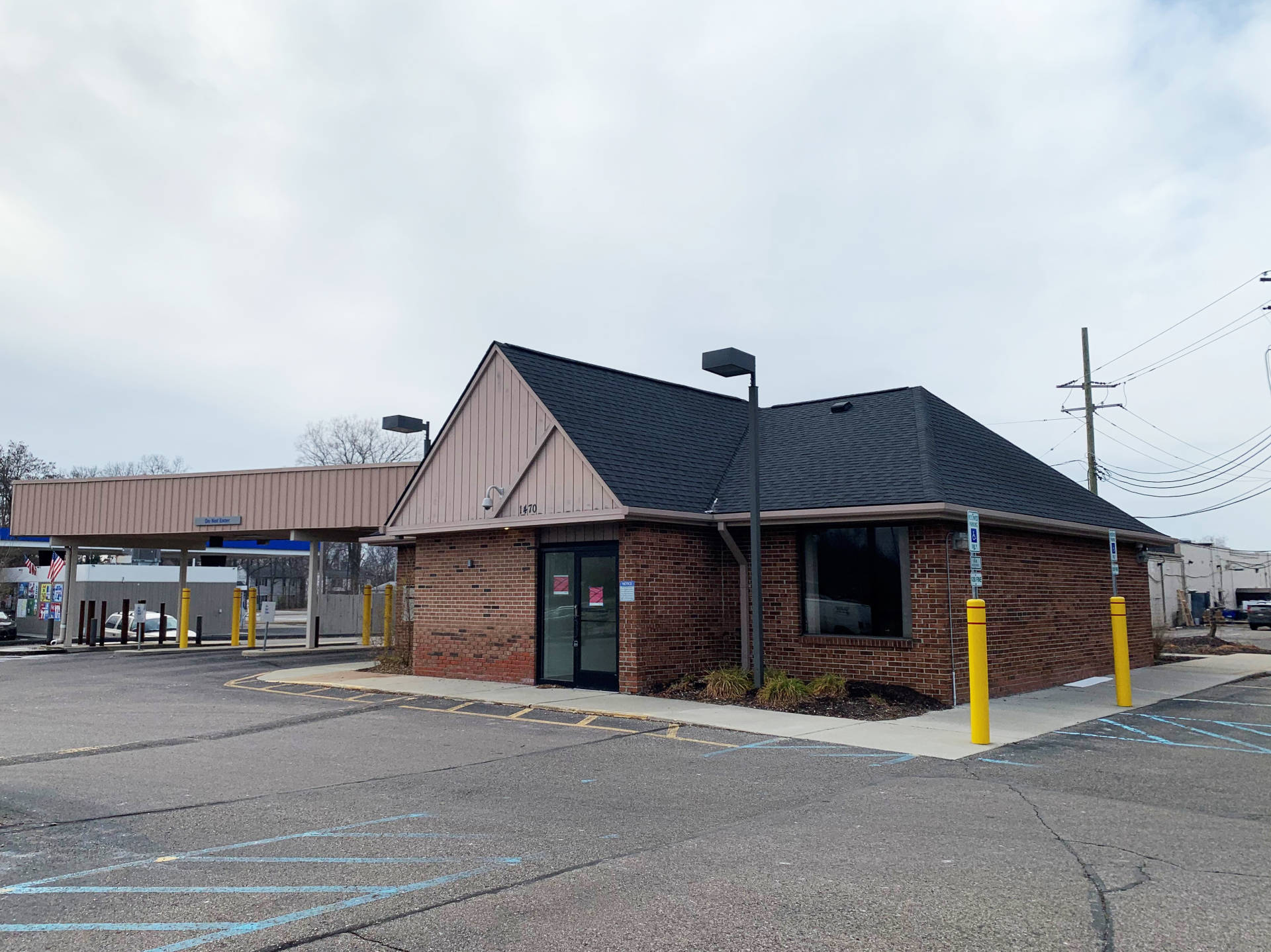 1470 S Williams Lake Rd