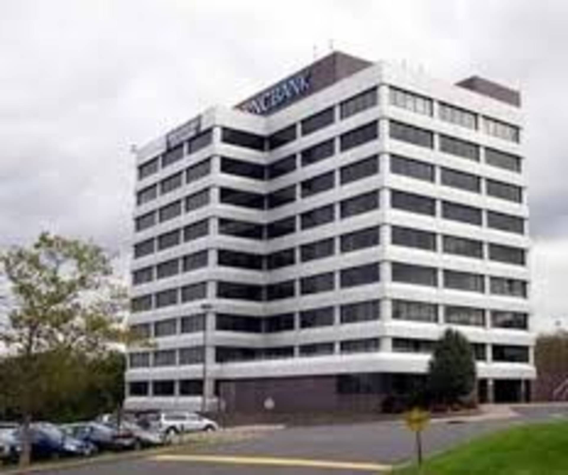 1 Garret Mountain Plz JLL Properties US