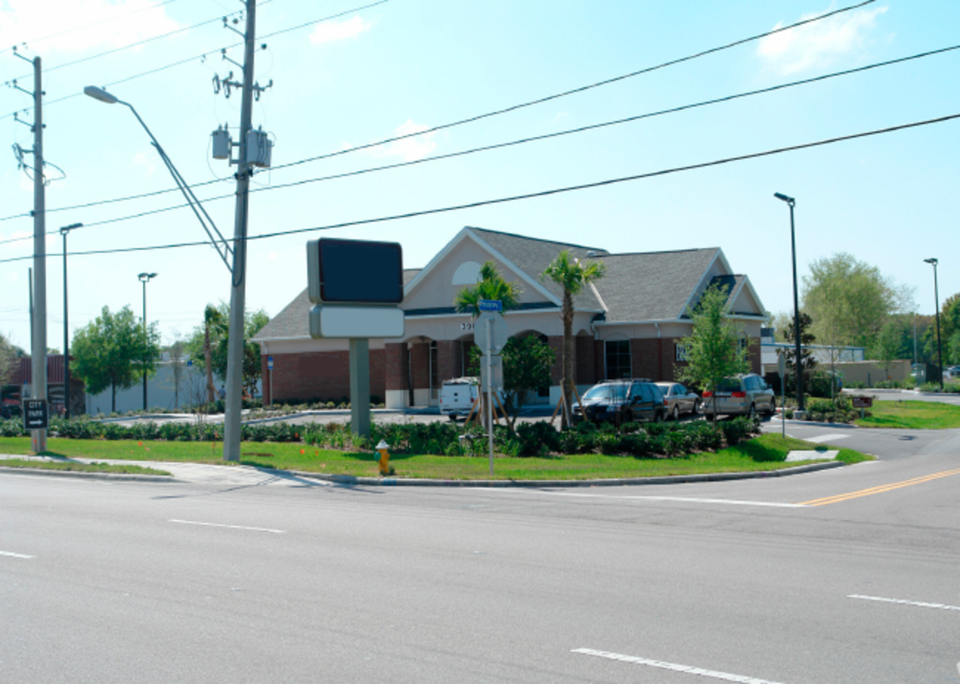 3902 Tampa Rd