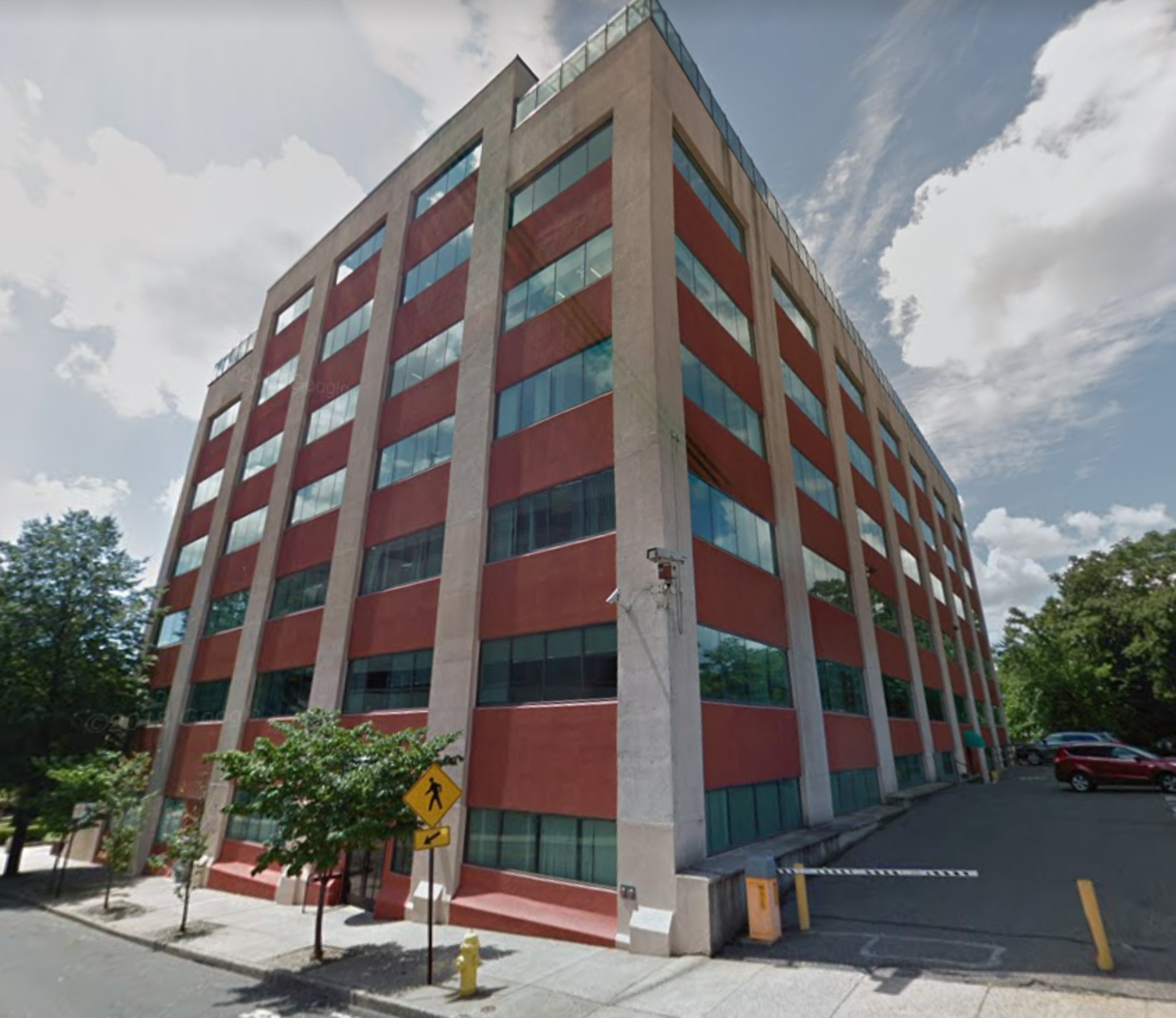 350 Fairfield Ave