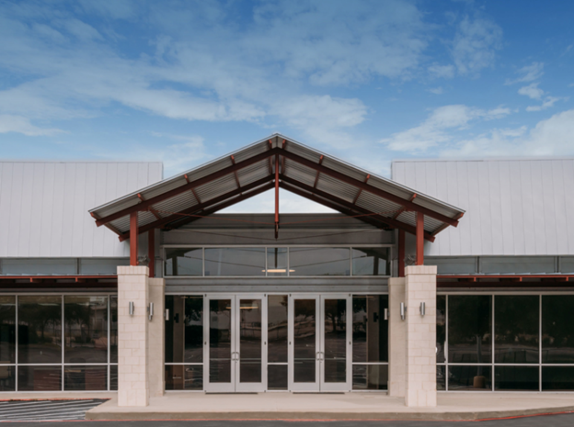 2735 Austin Hwy