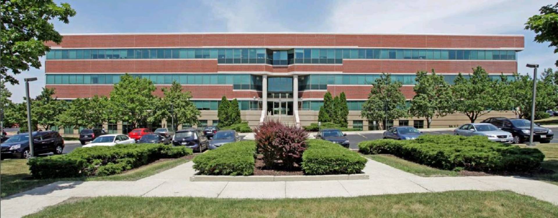 250 W Coventry Ct