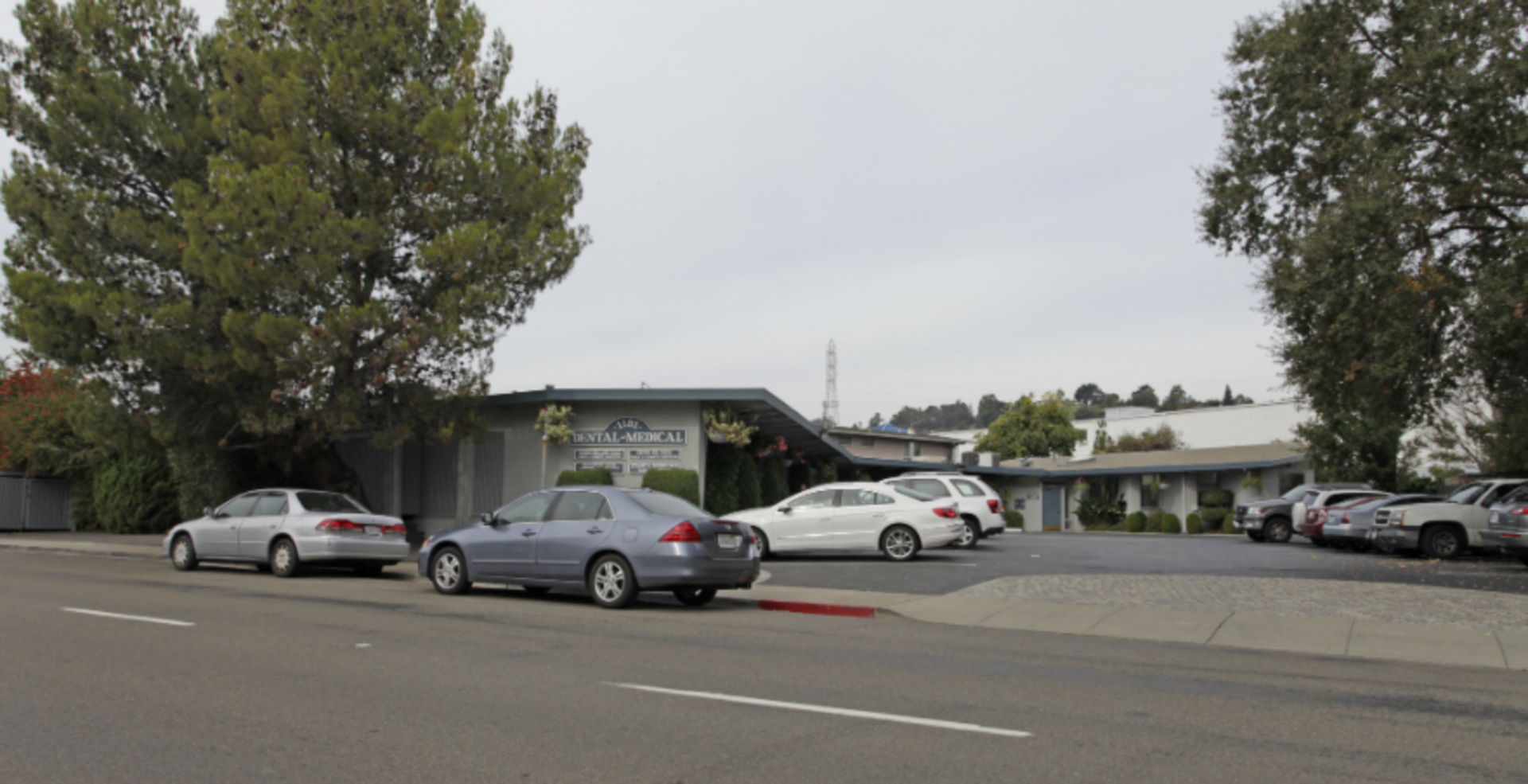 1181 Boulevard Way